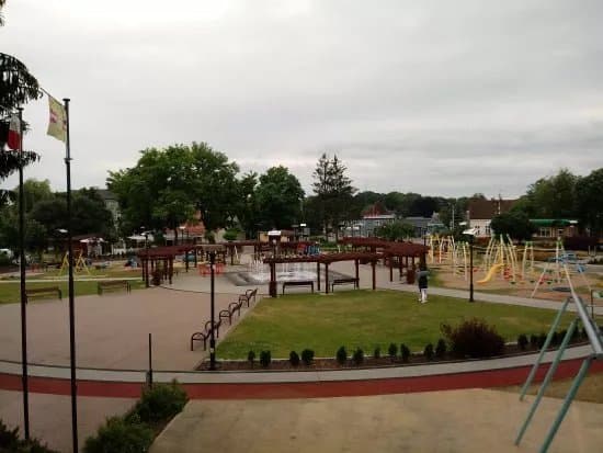 Recreation and Educational Park (Playground)