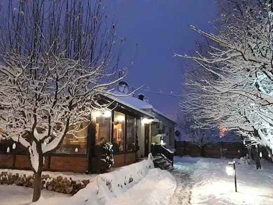 Kutak Caffe&Wine Bar