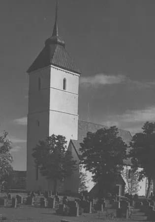 Vaernes Church