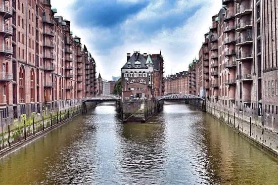 Landmarks & history