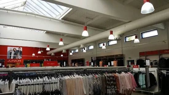 S. Oliver Outlet