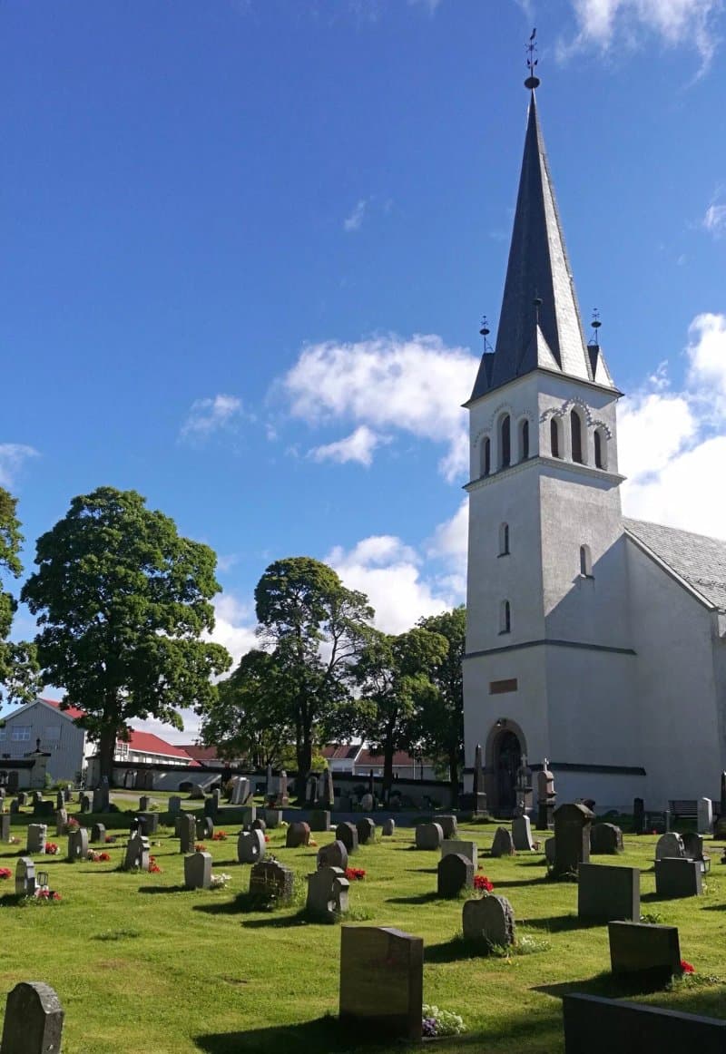 Furnes Kirke