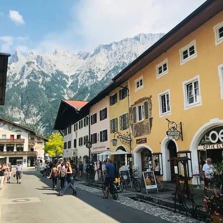 Altstadt (Old Town) Mittenwald