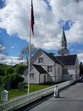 Risor Kirke