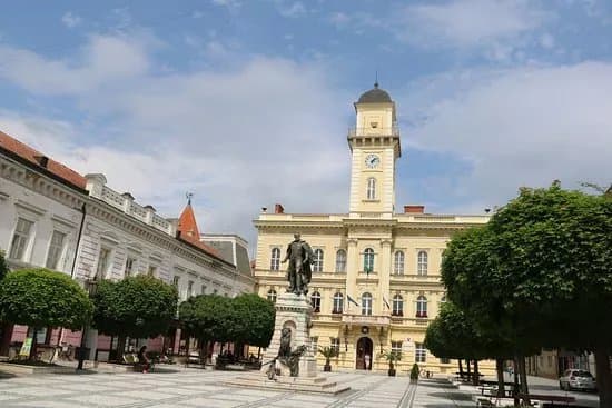 Varosi Hivatal Komarom