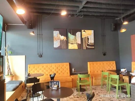 Art Gallery And Coffee