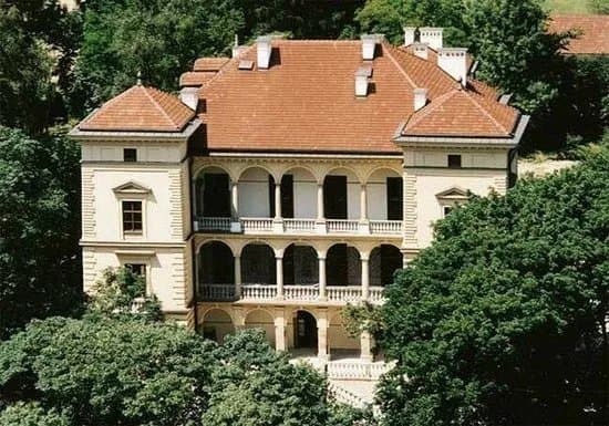 Villa Decius