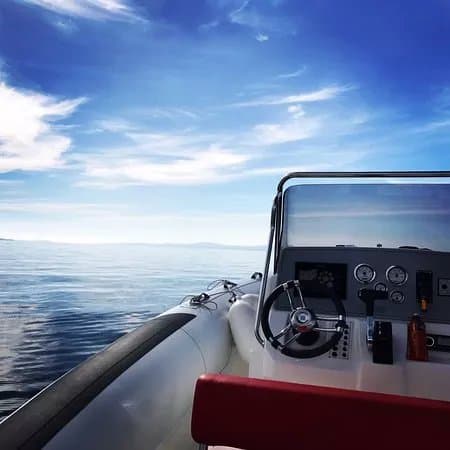 Absolut Charter