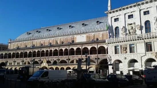 Sotto il Salone