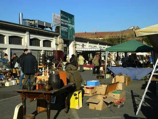Mercatino Antiquariato