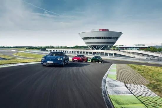 Porsche Werk Leipzig Tor 1