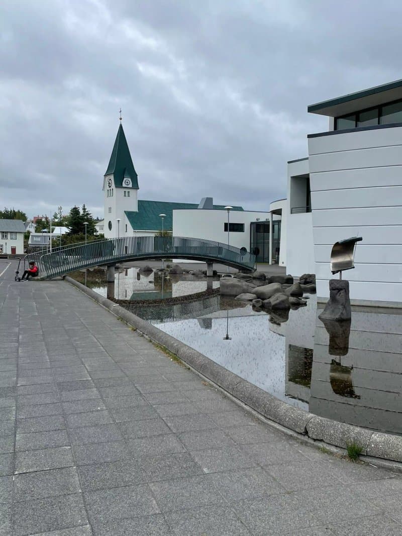 Hafnarfjaroarkirkja