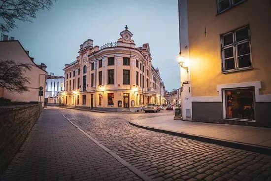 Estonian Theatre for Young Audiences & Museum of Puppetry Arts