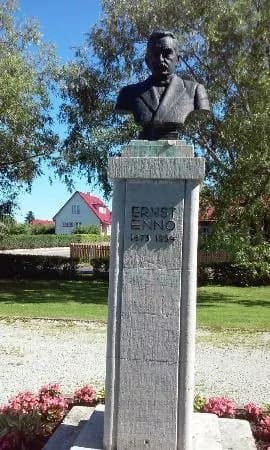 Ernst Enno Monument