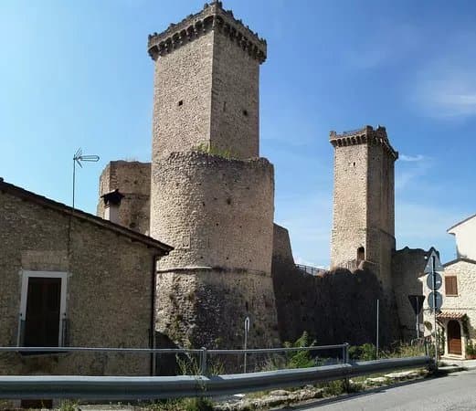 Castello Cantelmo-Caldora