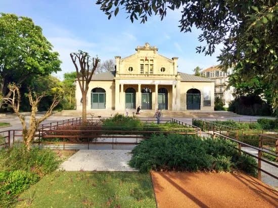 Le Pavillon Populaire