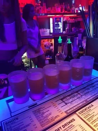 Radio Bar