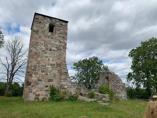 Rytterne Kyrkruin