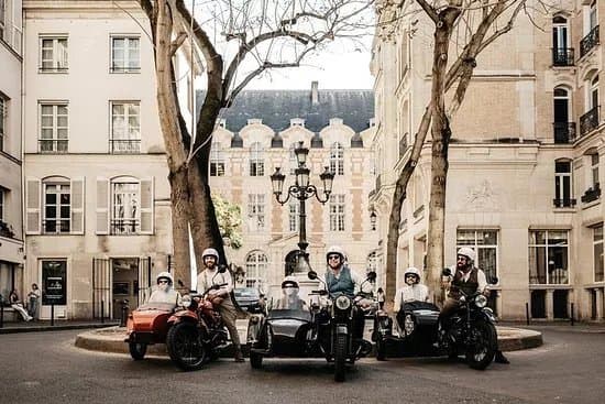 Retro Tour Paris