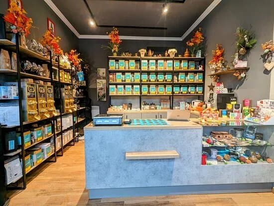 Nomad tea and coffee shop