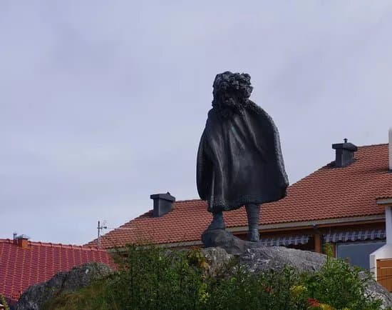 Harald Havnaberg Statue