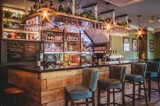 City Bar Cashel
