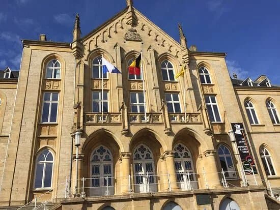 Le Palais