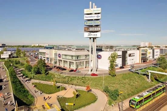 Pestka Shopping Centre