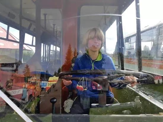 Jarva-Jaani Vanatehnika Varjupaik