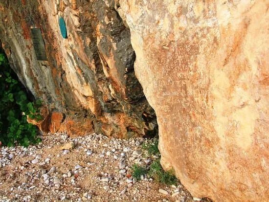 Licinianus Epigram In Zivogosce
