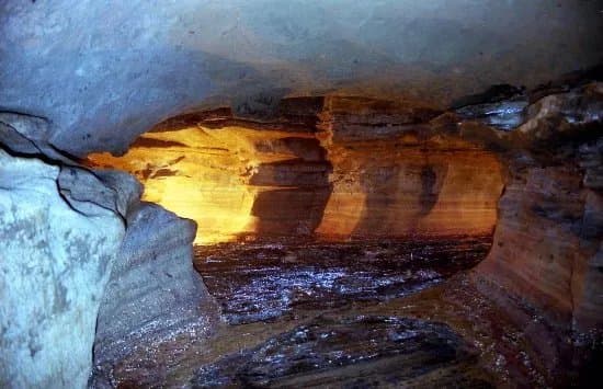 Gronligrotta Cave
