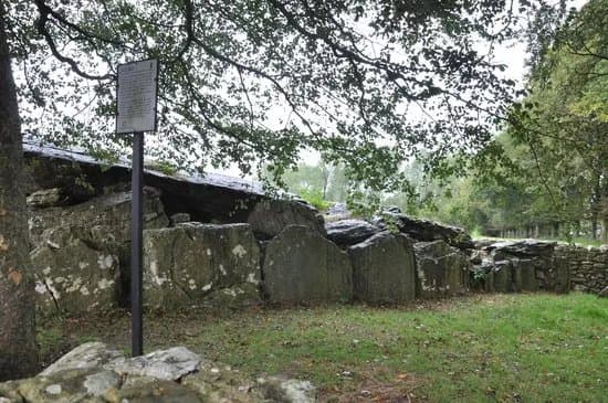 Labbacallee Wedge Tomb