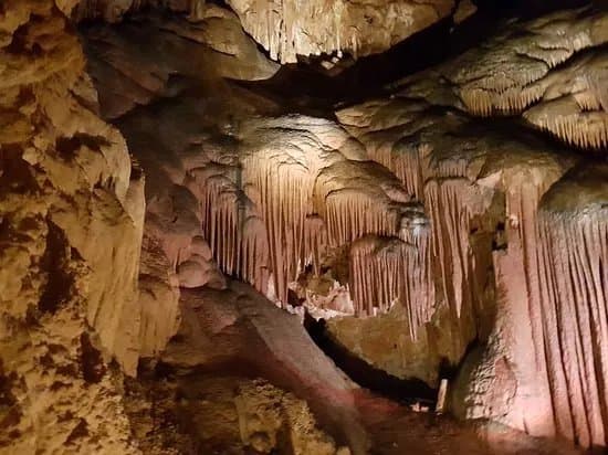 Venetsa Cave