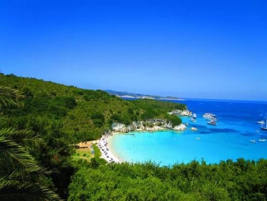 Voutoumi Beach