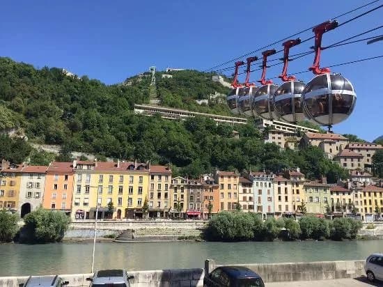 Telepherique de Grenoble Bastille