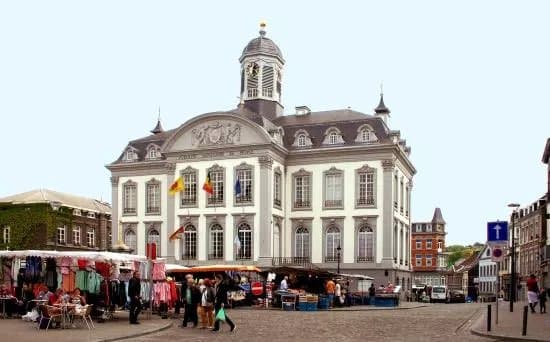Hotel de ville