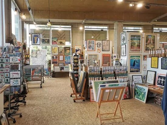LE MANA - Le Musee de l'Affiche -
