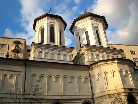 Apostles' Church - Biserica Sfintii Apostoli