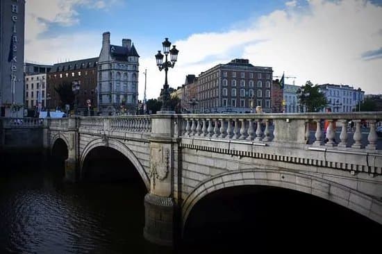 O'Connell Bridge