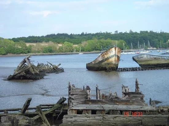 Cimetiere de Bateaux de KERHERVY