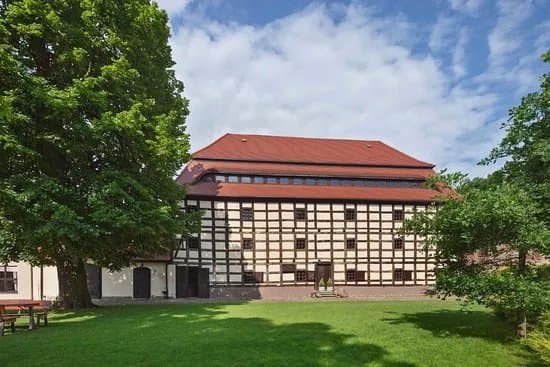 Coach Museum in Galowice