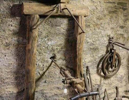 Museo Della Miniera D'oro Di Sessa