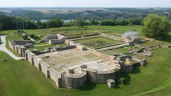 Somogyvar Abbey