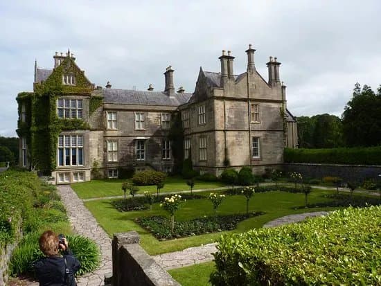 Muckross House, Gardens & Traditional Farms