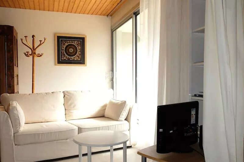 Cosy Rent in a quiet House with garden close to the sea