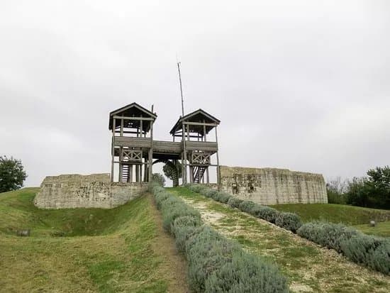 Lussonium – Garden of Roman ruins