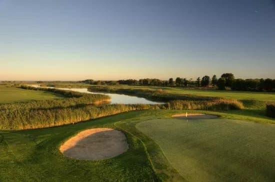 White Beach Golf
