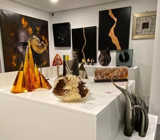 Gallery O
