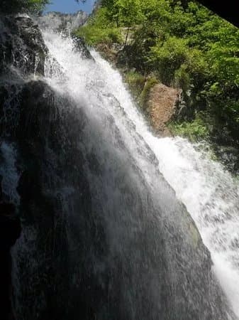 Cascada Urlatoarea