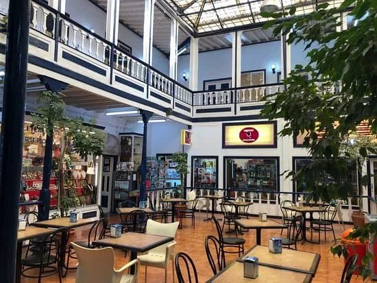El Mercadillo - Shopping Center